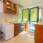 Belly سبليت