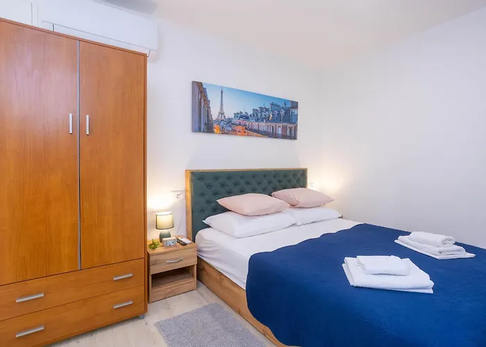 Belly Apartamento Split